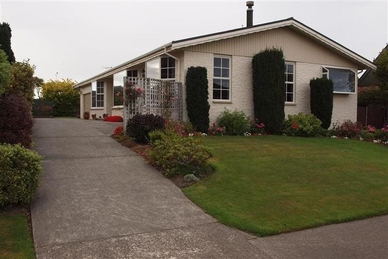 29 Elm Crescent, Gladstone, Invercargill - Carousel 2