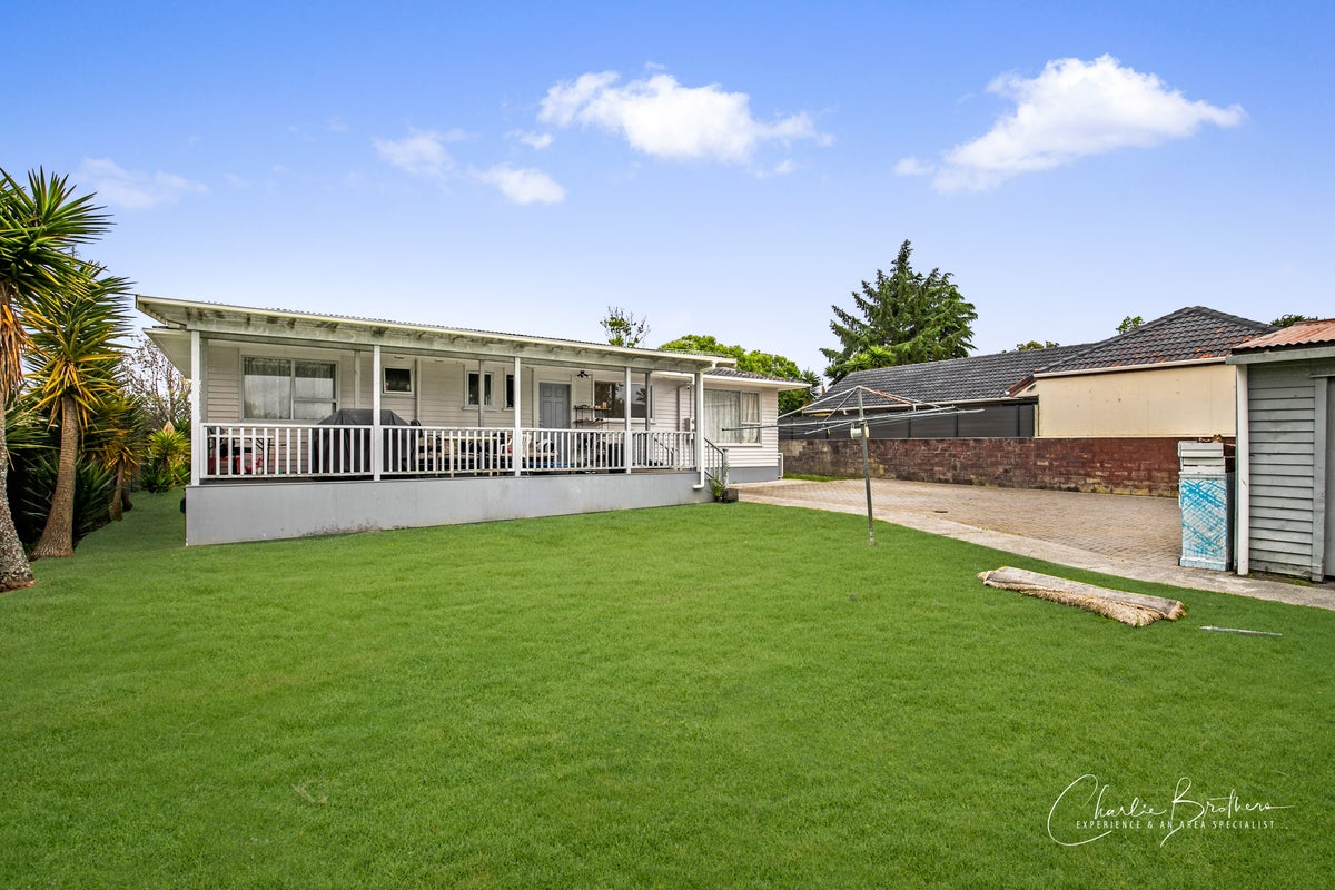 5 Chantal Place, Red Hill, Papakura - Carousel 2