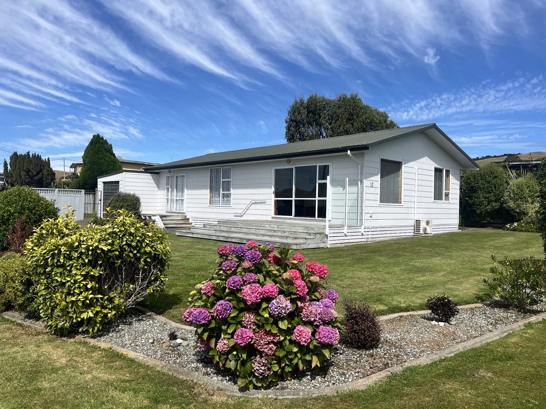 17 Marne Street, Riverton, Riverton/Aparima - Carousel 1