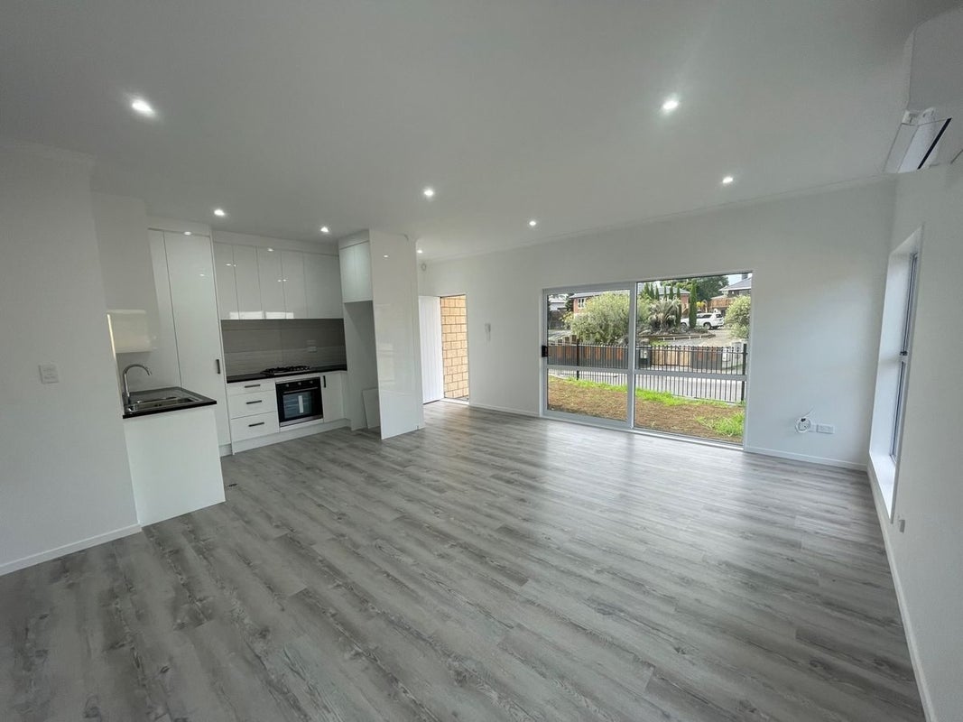 75 Andrew Road, Howick, Auckland - Carousel 1
