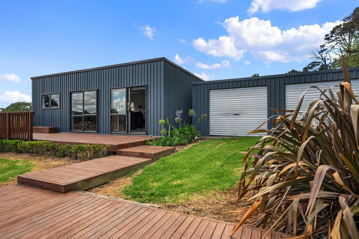 157 Barrett Road, Albany - Carousel 2