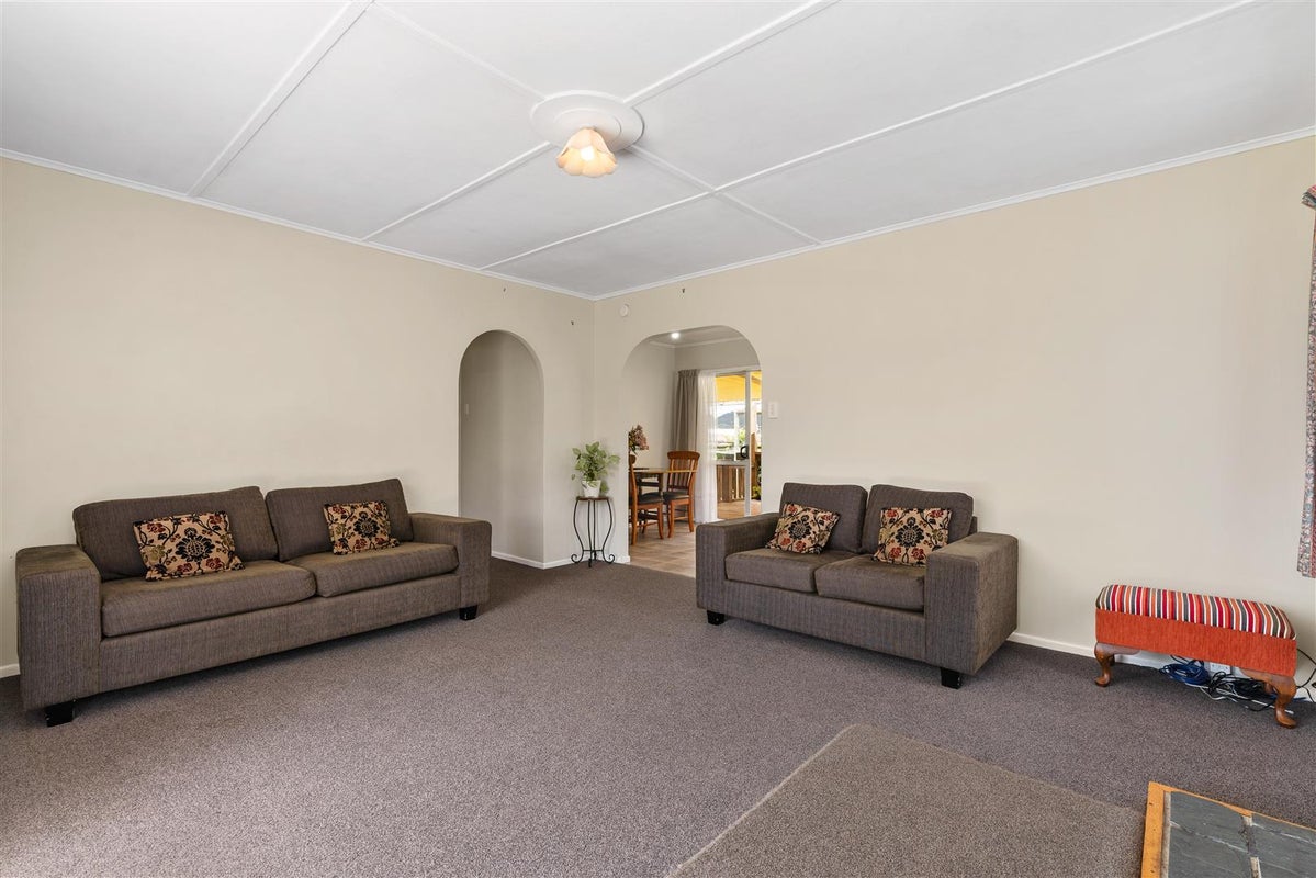 22 Upland Road, Western Heights, Rotorua - Carousel 2