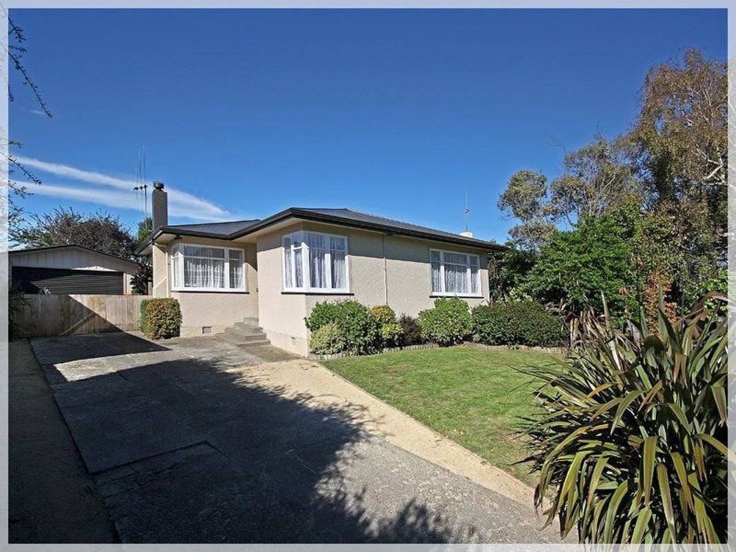 15 Waterloo Crescent, Hokowhitu, Palmerston North - Carousel 1