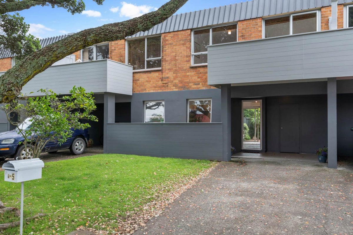 4/5 Glen Road, Browns Bay, Auckland - Carousel 2