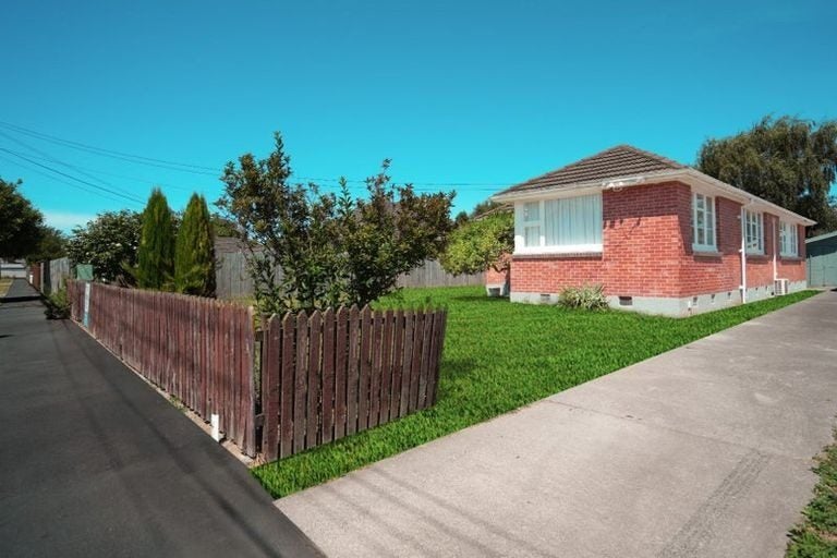 18 Orontes Street, Shirley, Christchurch - Carousel 2