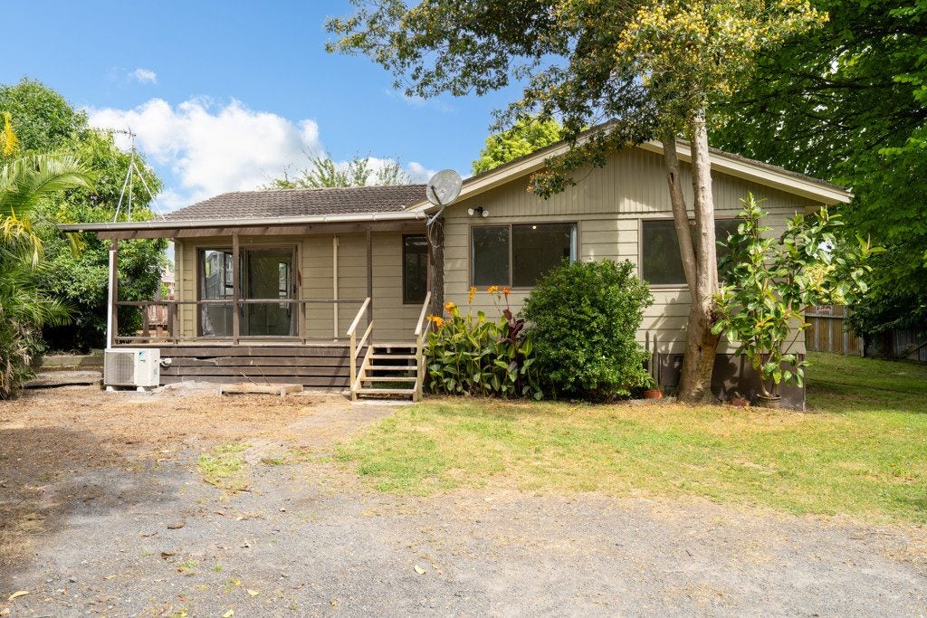 4 Sargeson Place, Leamington, Cambridge - Carousel 1