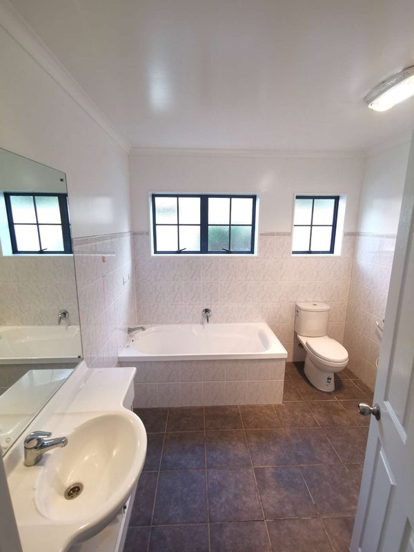 101C Pah Road, Royal Oak, Auckland - Carousel 9
