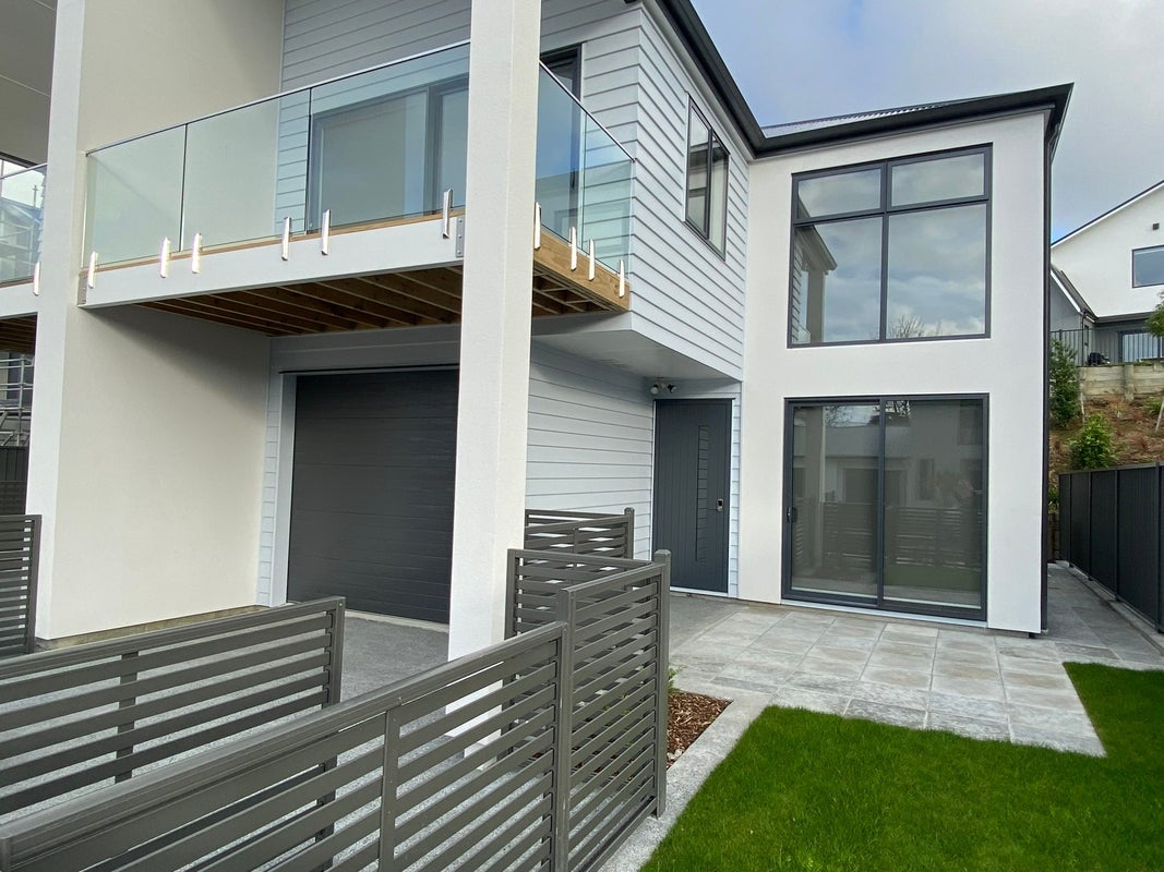 23 Koreke Close, Kenepuru, Porirua - Carousel 1