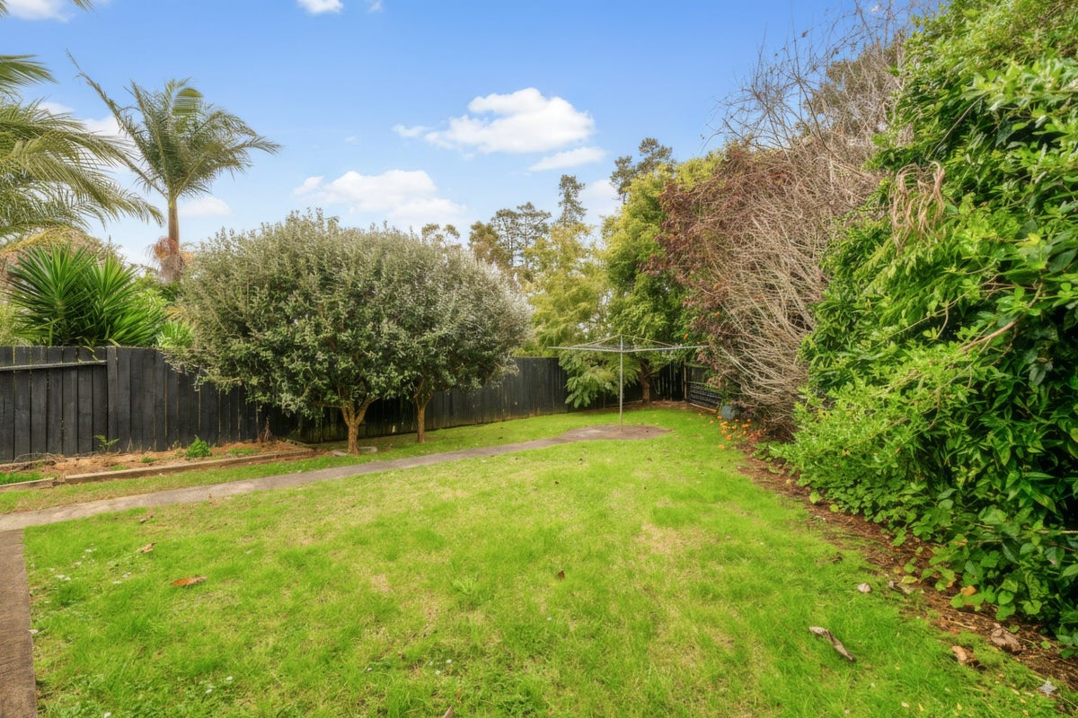24 Oakmont Place, Wattle Downs, Auckland - Carousel 27