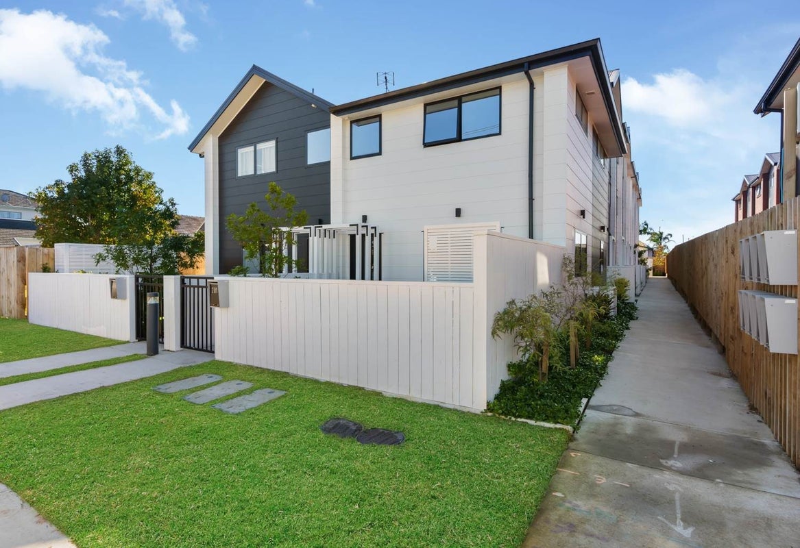 5/21 Karamu Street, Te Atatu Peninsula, Auckland - Carousel 2