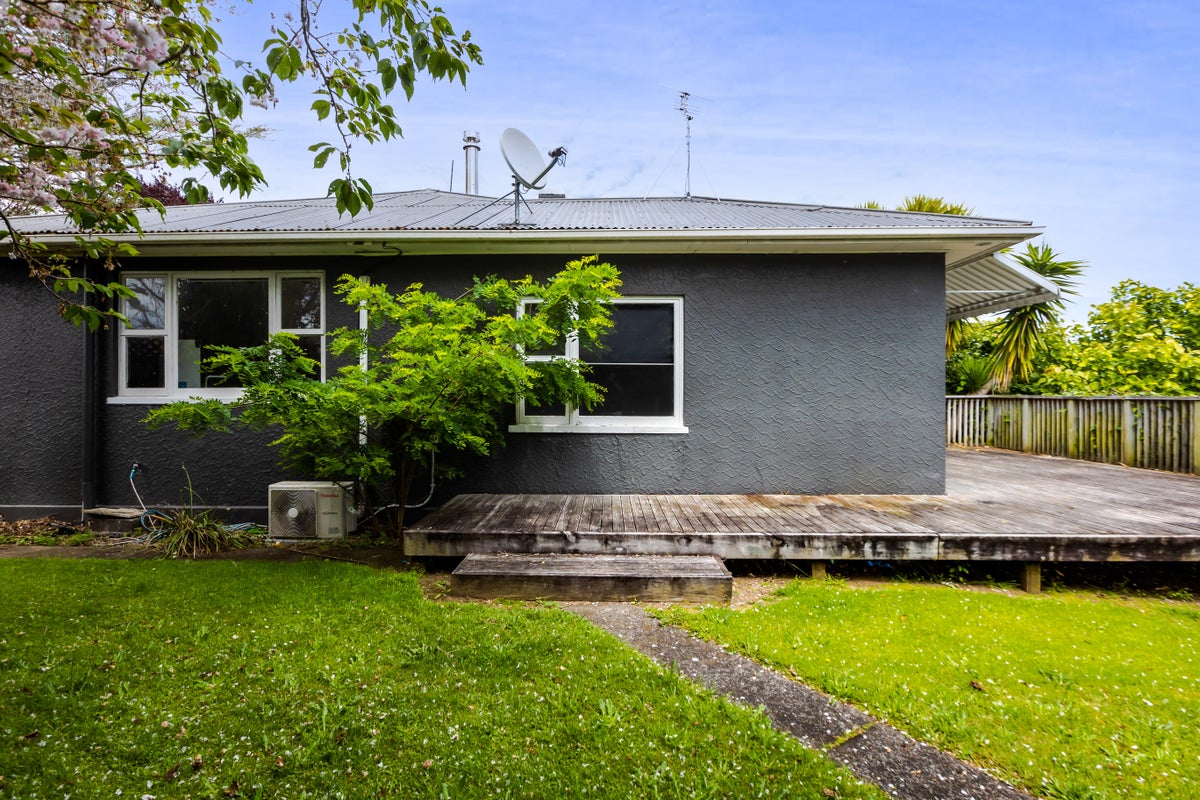 91 Mill Road, Lower Vogeltown, New Plymouth - Carousel 2