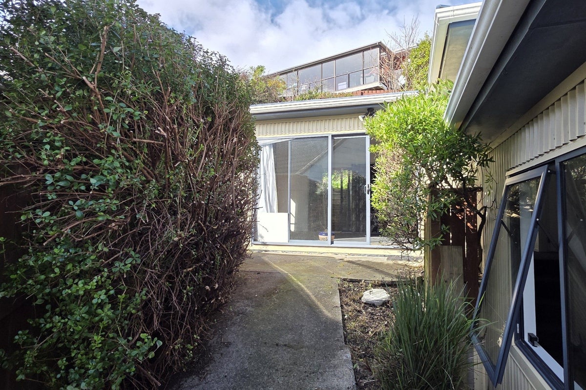 14B Trinidad Crescent, Grenada Village, Wellington - Carousel 9