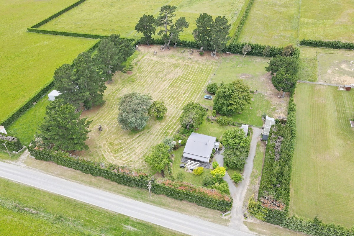 60 Mckays Road, Christchurch - Carousel 2