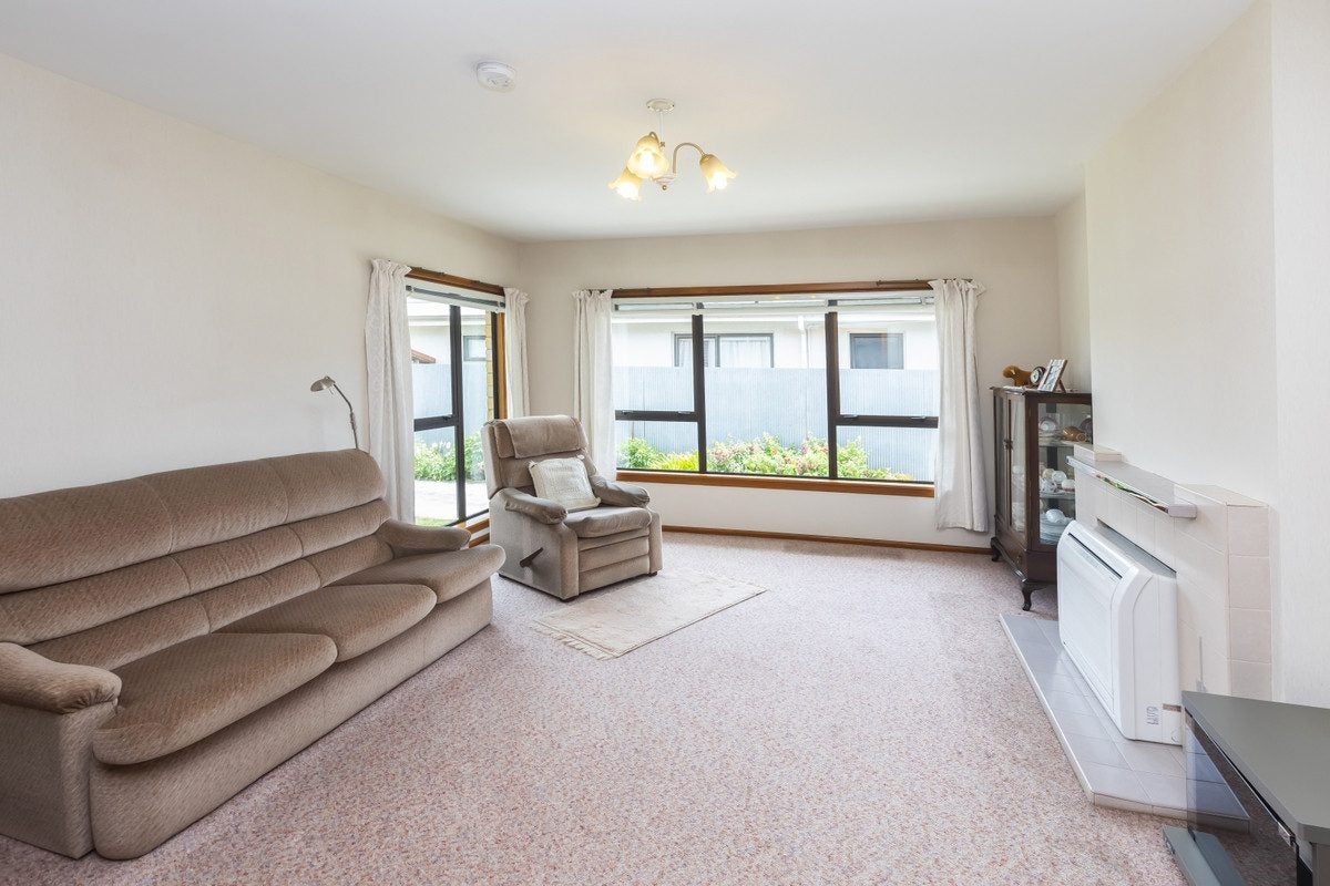39 Colwyn Street, Bryndwr, Christchurch - Carousel 2