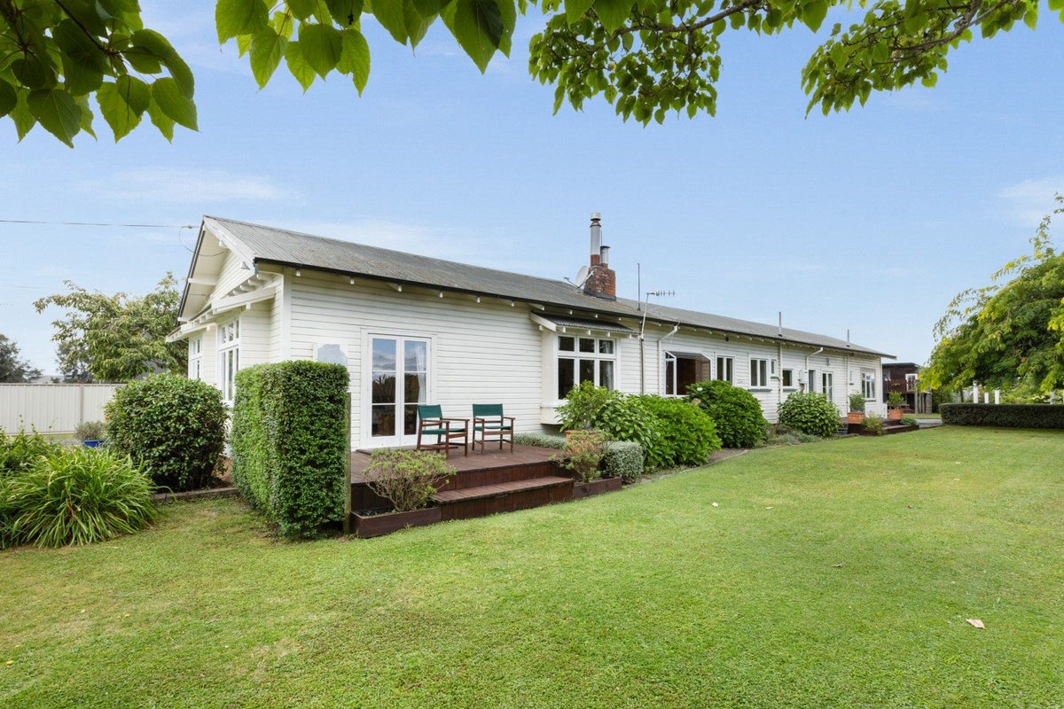 1427 Pakowhai Road, Tomoana, Hastings - Carousel 1
