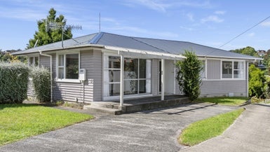11 Canberra Place, Bellevue, Tauranga - Carousel 1