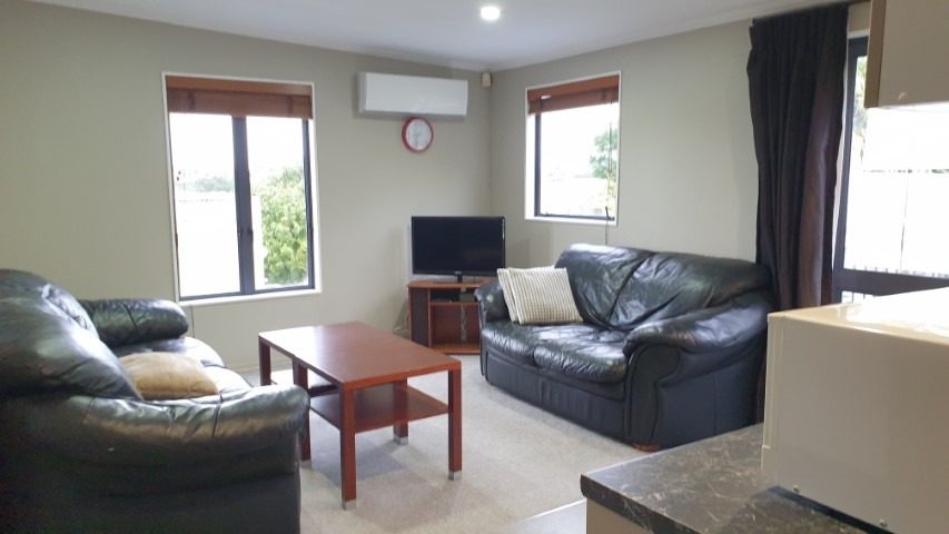 344 East Coast Road, Sunnynook, Auckland - Carousel 1
