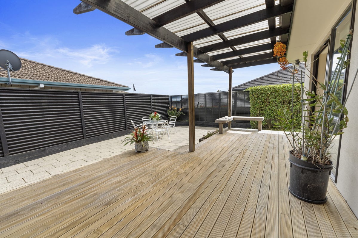 21 Bodiam Place, Bethlehem, Tauranga - Carousel 2