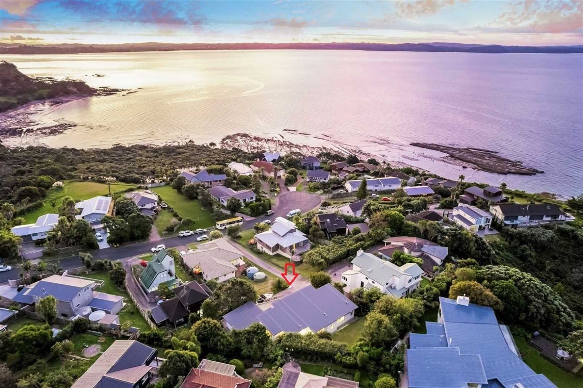 9 Siesta Terrace, Gulf Harbour, Rodney, Auckland - Carousel 2