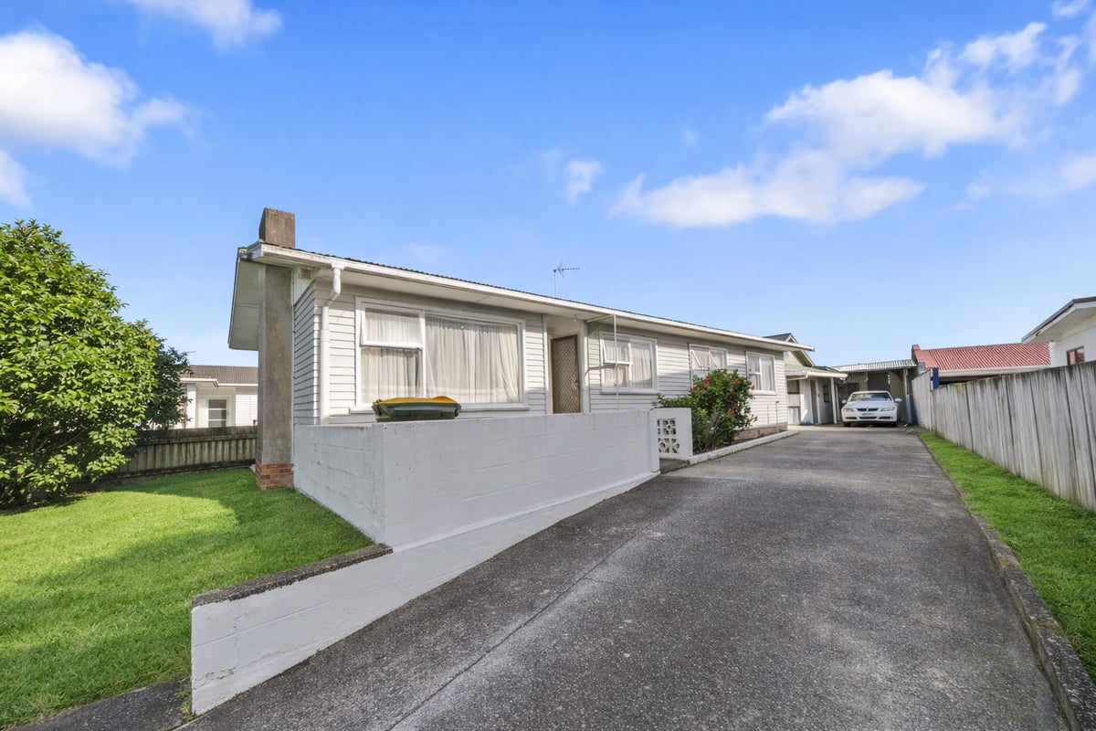 205 Bairds Road, Otara, Auckland - Carousel 2
