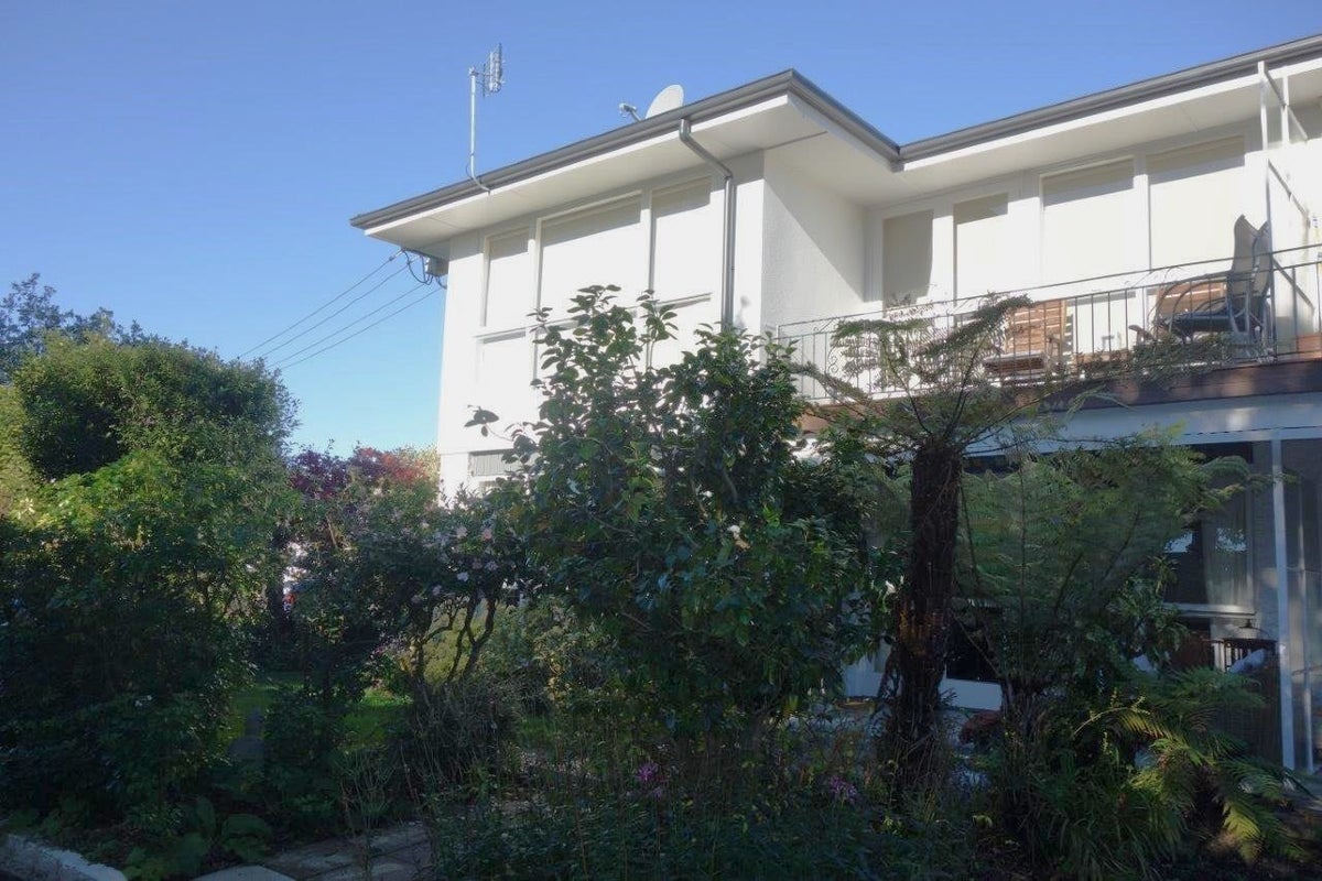 1/3 Repton Street, Merivale, Christchurch - Carousel 8