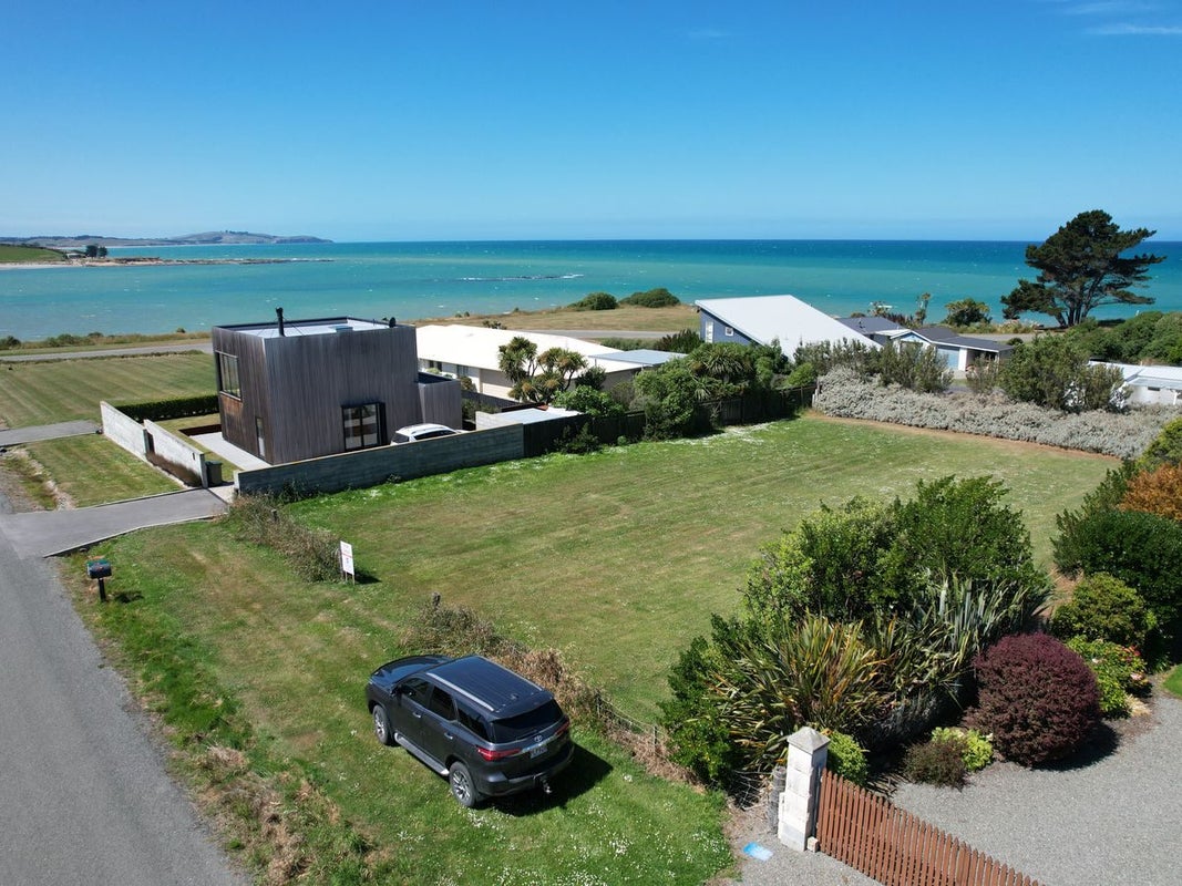 3 Nasmyth Street, Kakanui, Oamaru - Carousel 2