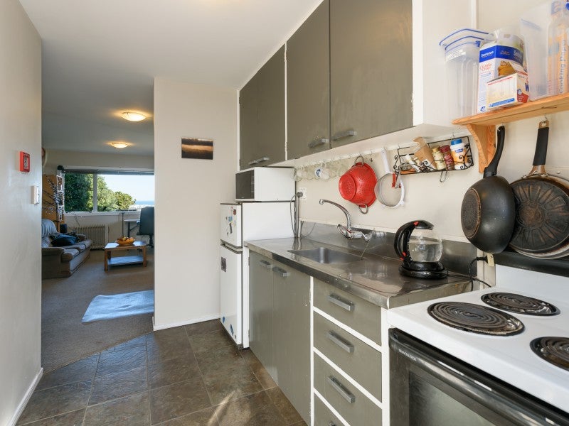 1/21 Duchess Place, Maupuia, Wellington - Carousel 2