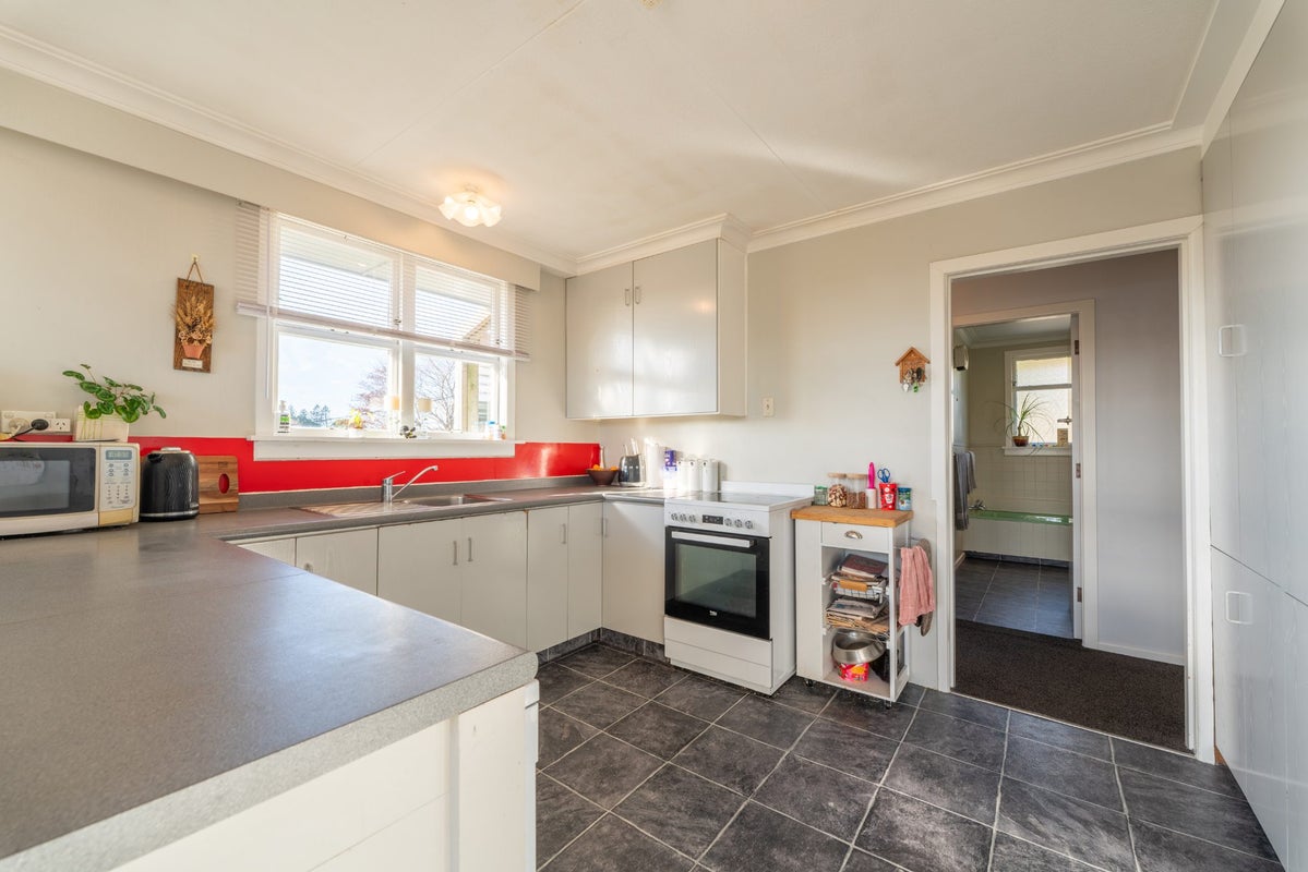 13 Hayle Street, Holmes Hill, Oamaru - Carousel 2
