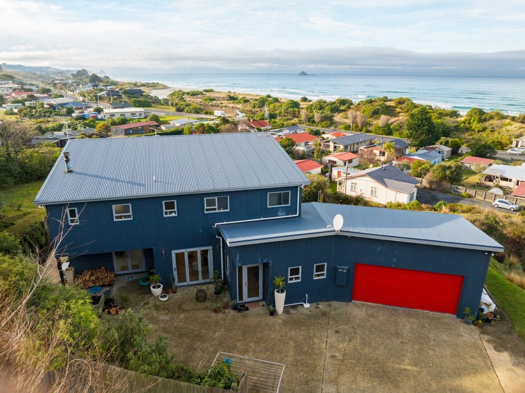 8 Edna Street, Ocean View, Dunedin - Carousel 21