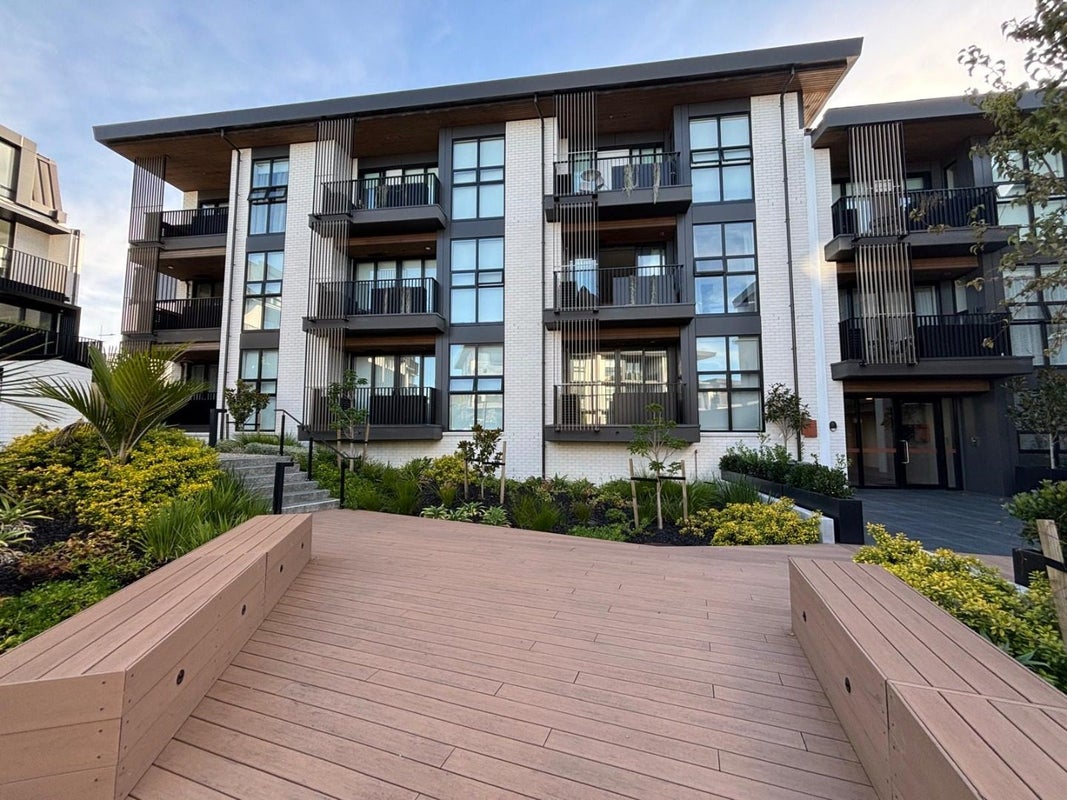 104/21 Pennant Street, Long Bay, Auckland - Carousel 5
