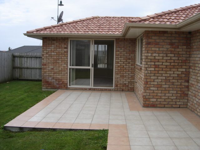38 Redcastle Drive, East Tamaki, Auckland - Carousel 2