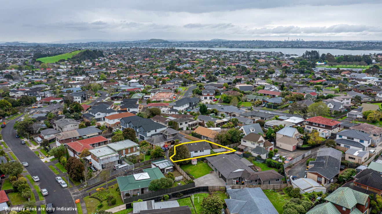 1/33 Maugham Drive, Bucklands Beach, Auckland - Carousel 24