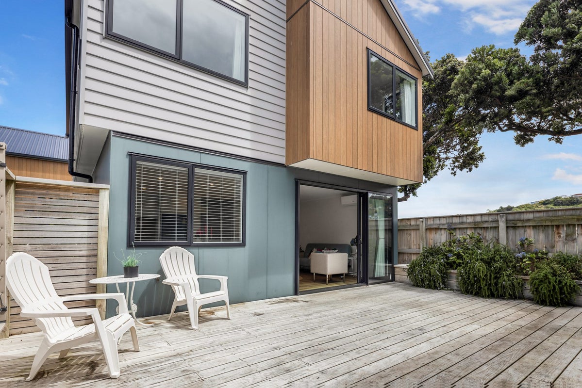 6/69 Darlington Road, Miramar, Wellington - Carousel 1
