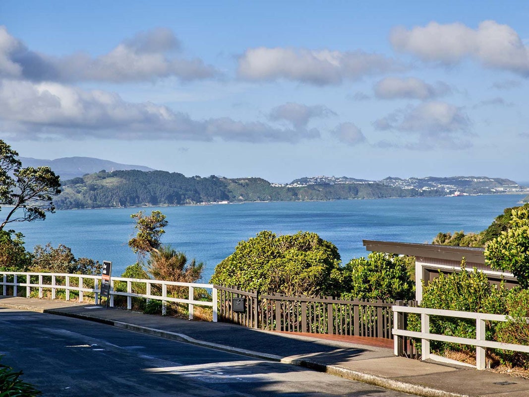 55 Lohia Street, Khandallah, Wellington - Carousel 1