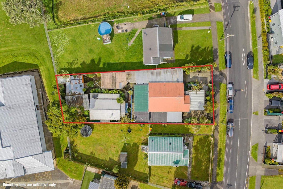 99 Leybourne Circle, Glen Innes, Auckland - Carousel 1