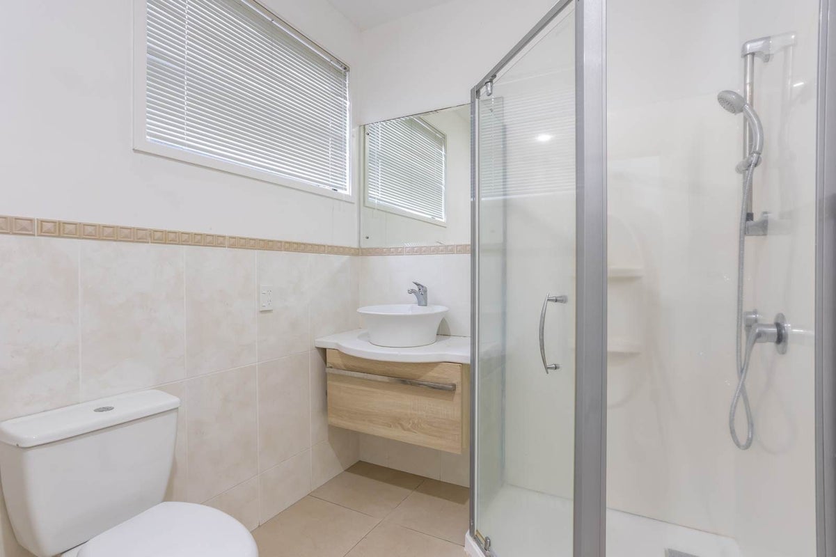 35A Masterton Road, Rothesay Bay, Auckland - Carousel 15