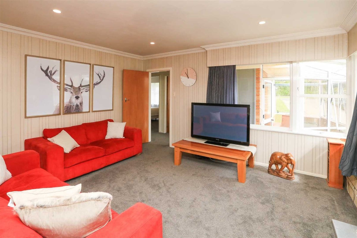 15 Goodall Street, Dinsdale, Hamilton - Carousel 2