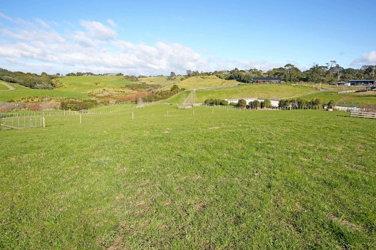 279 Hunter Road, Patumahoe, Pukekohe - Carousel 6