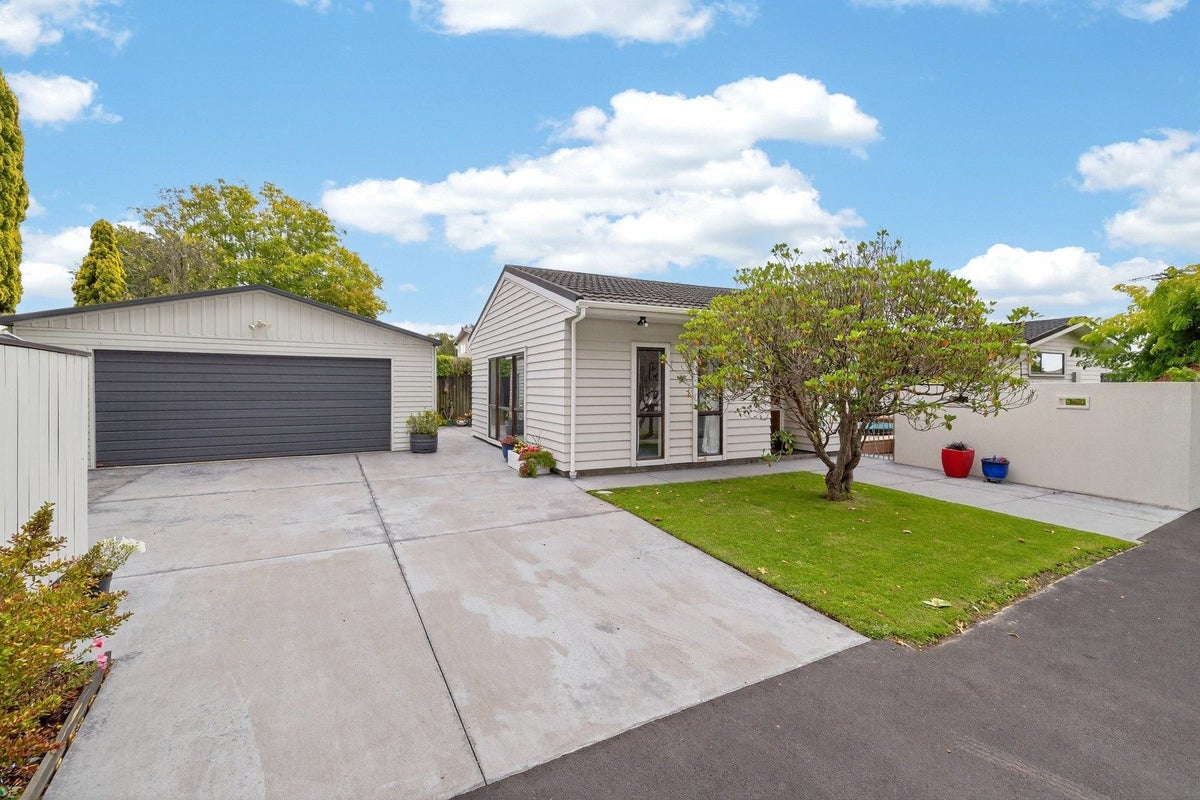 37 Aintree Street, Bishopdale, Christchurch - Carousel 1