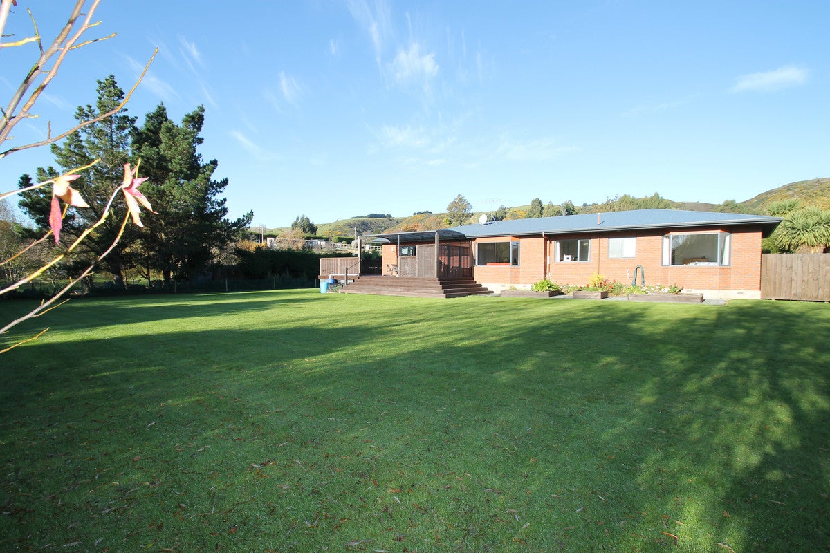 10 Douglas Street, Allanton, Mosgiel - Carousel 19