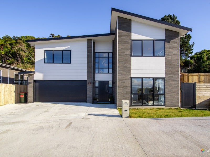 4B Lindis Lane, Kelson, Lower Hutt - Carousel 1