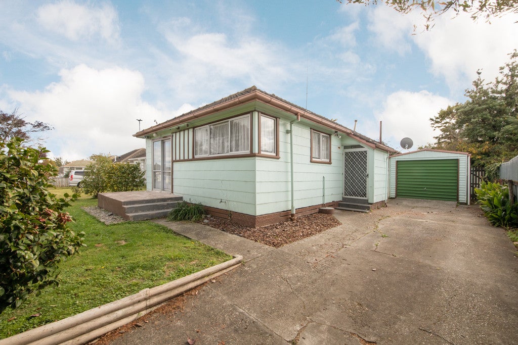 71 Andrew Avenue, Roslyn, Palmerston North - Carousel 1