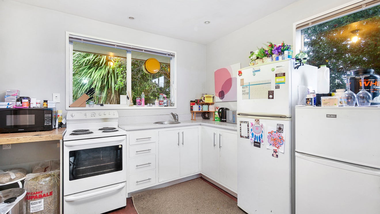 1/395 Gloucester Street, Linwood, Christchurch - Carousel 2