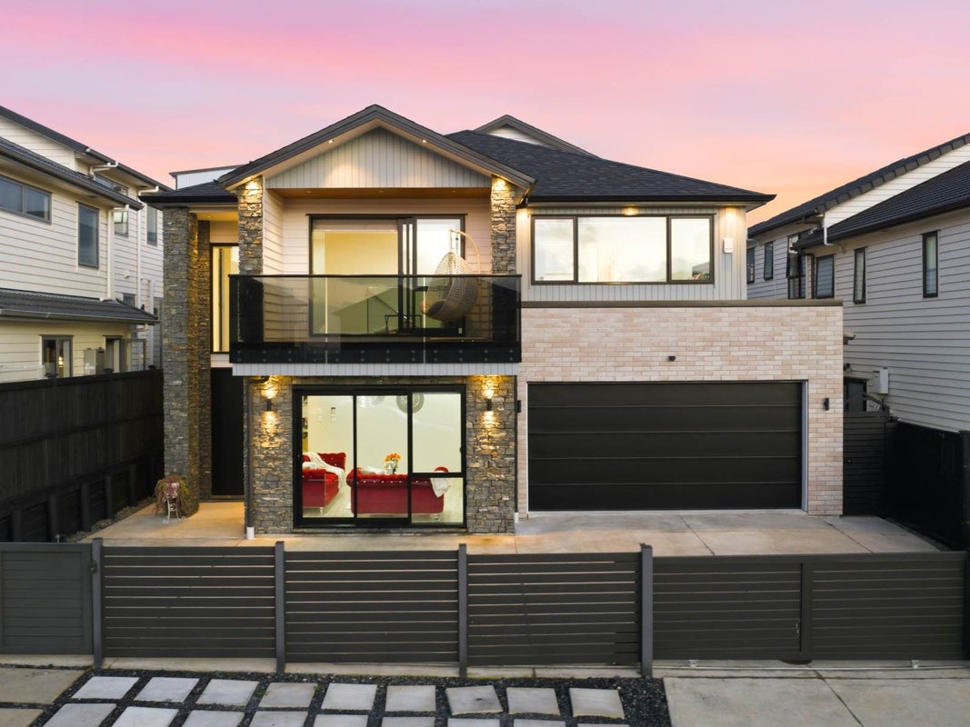 30 Tamure Road, Flat Bush, Auckland - Carousel 1