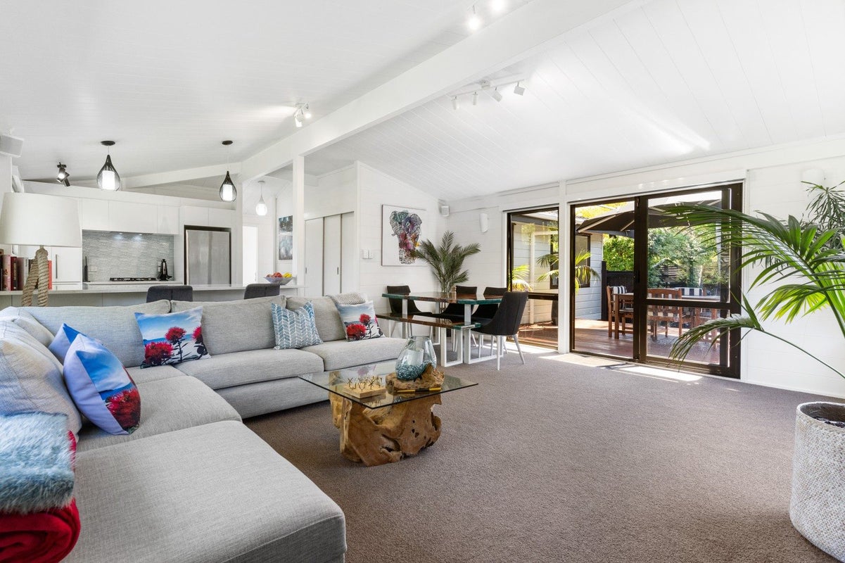 68A Wellington street, Howick, Auckland - Carousel 2