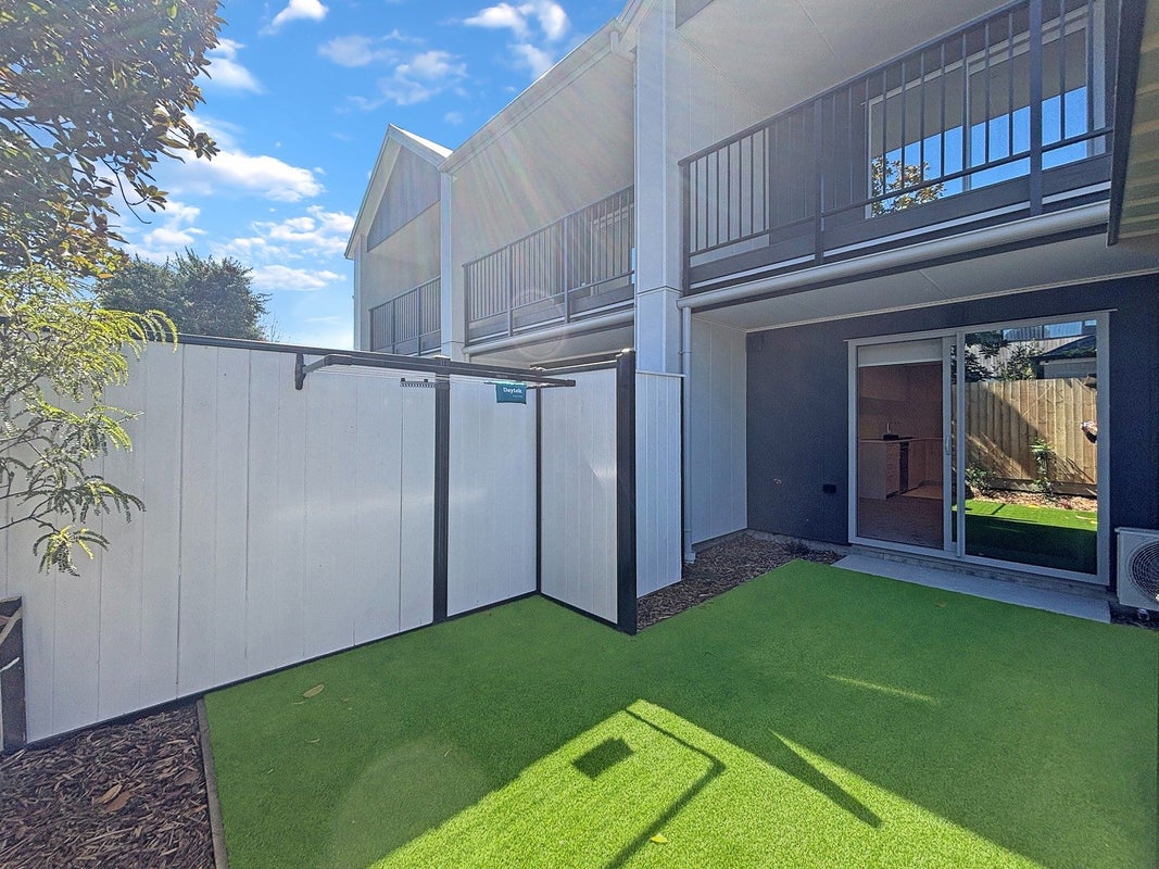 4/17 Winchester Street, Merivale, Christchurch - Carousel 15
