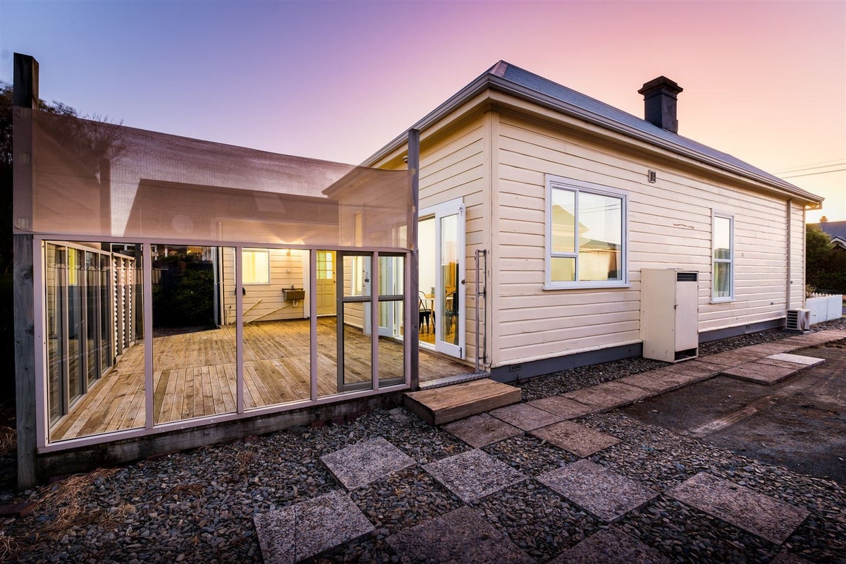 5 Normanby Street, Saint Kilda, Dunedin - Carousel 1