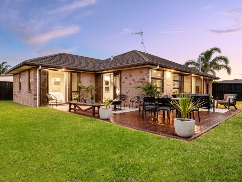 44 Carrington Drive, Papamoa Beach, Papamoa - Carousel 1