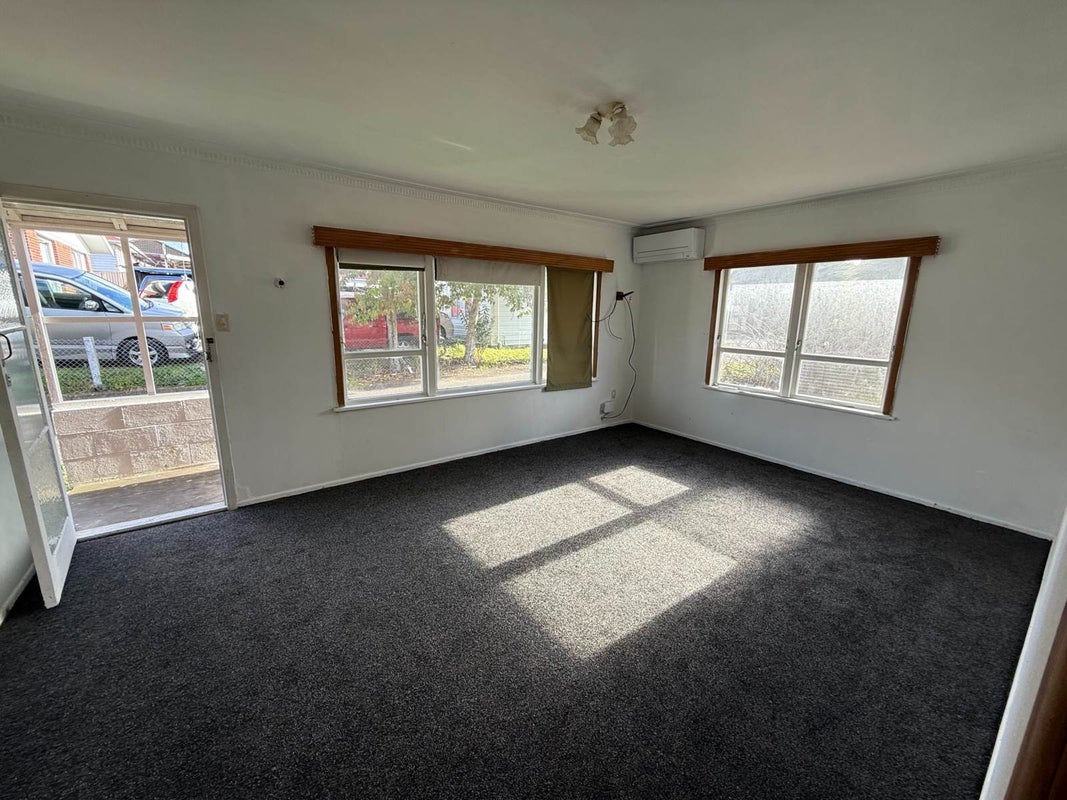 9A Kirton Crescent, Manurewa, Auckland - Carousel 1
