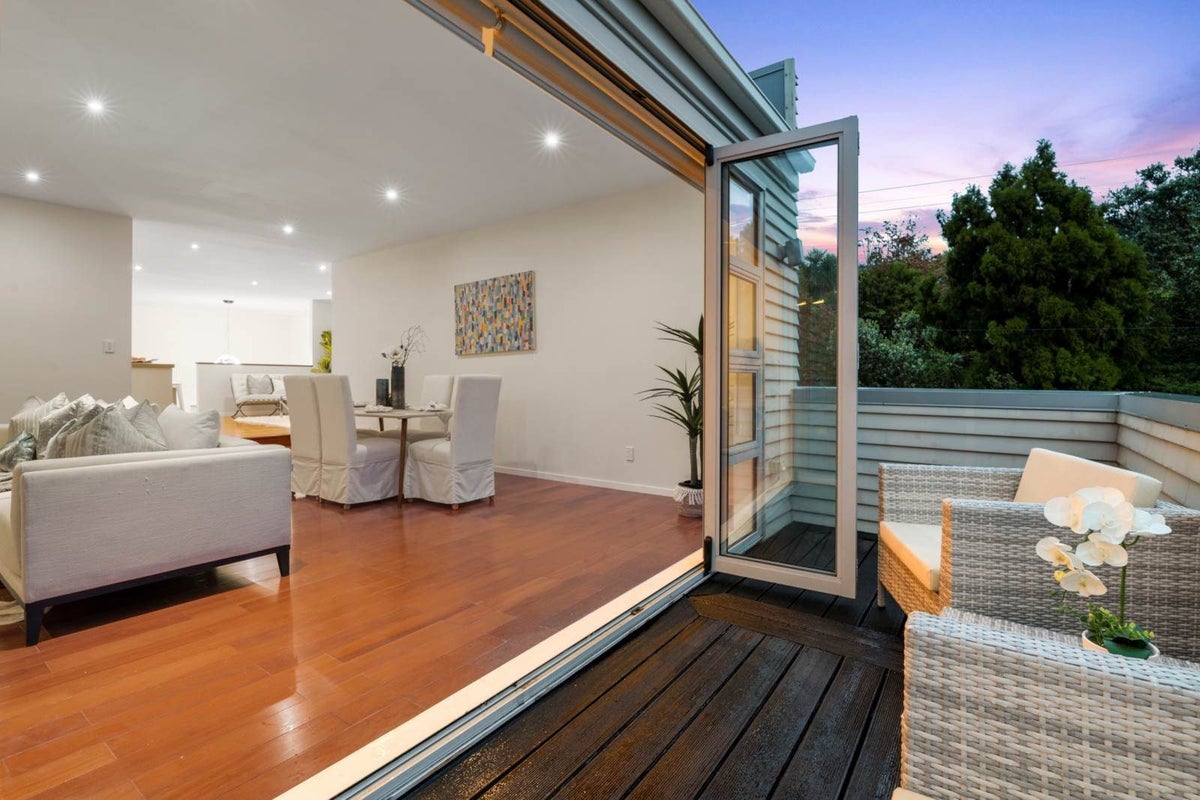 289A East Coast Road, Mairangi Bay, Auckland - Carousel 24